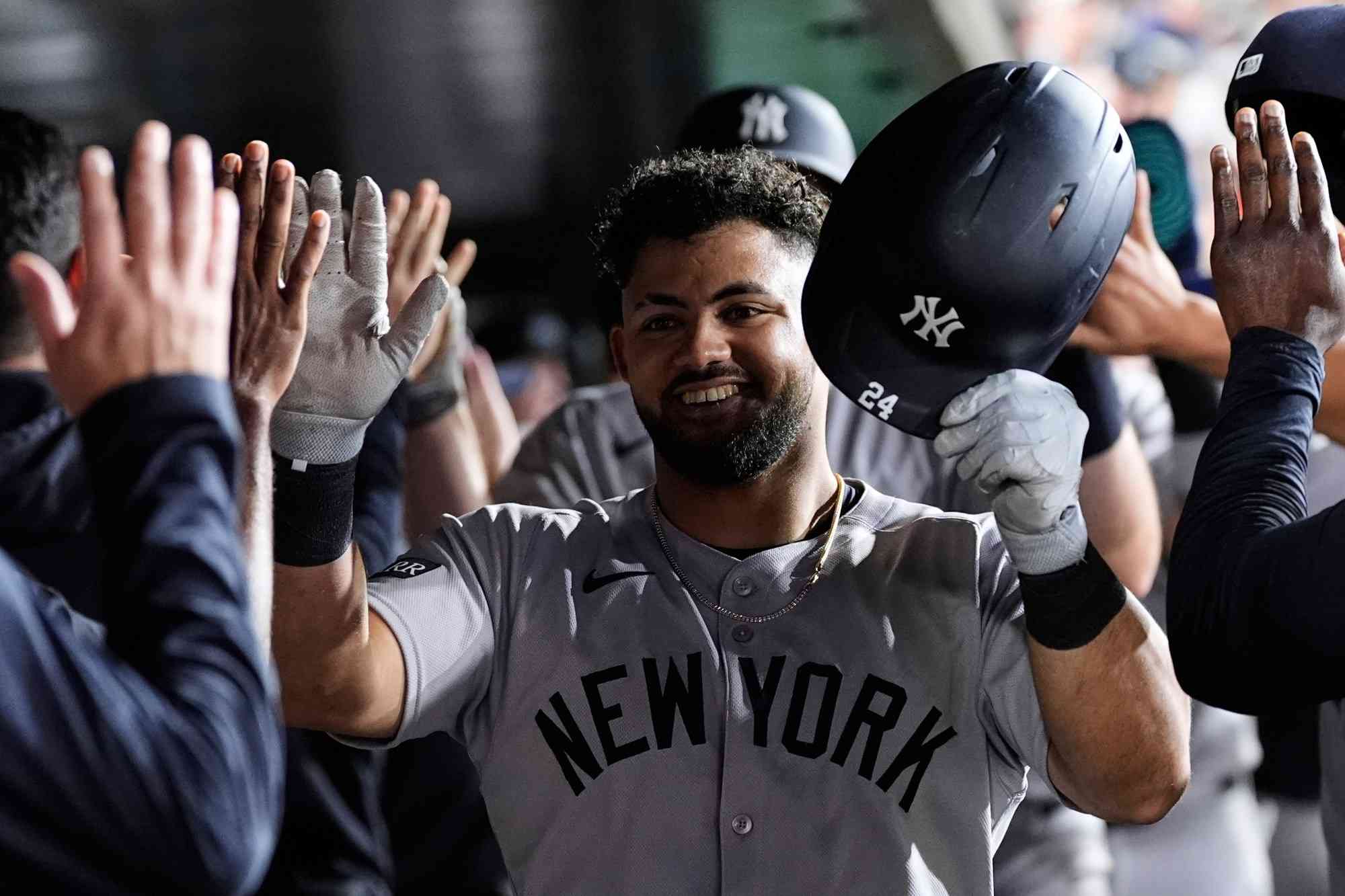 Dominguez`s Power Leads Yankees to Dominant Win