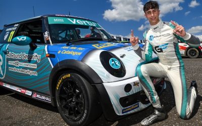 Mini Coopers Shine at Brands Hatch BTCC Showdown