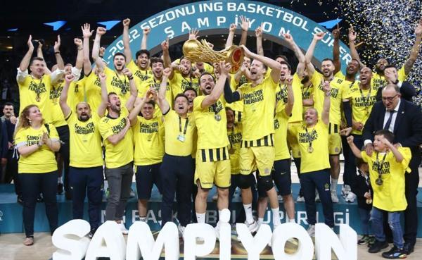 Fenerbahçe Beko Şampiyon, Yalovaspor Düşüşte!