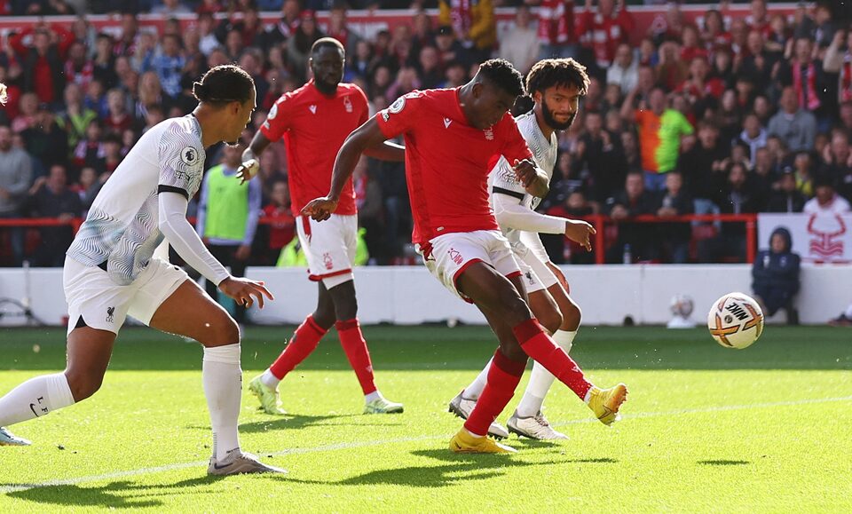 Awoniyi em coma e Liverpool brilha na Premier League