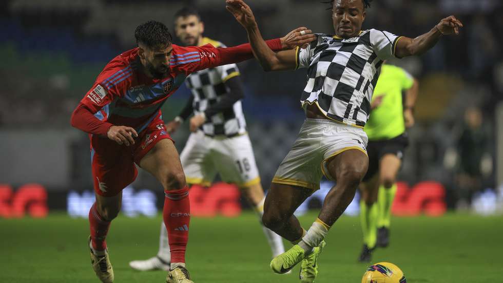 Casa Pia surpreende Boavista no Estádio do Bessa