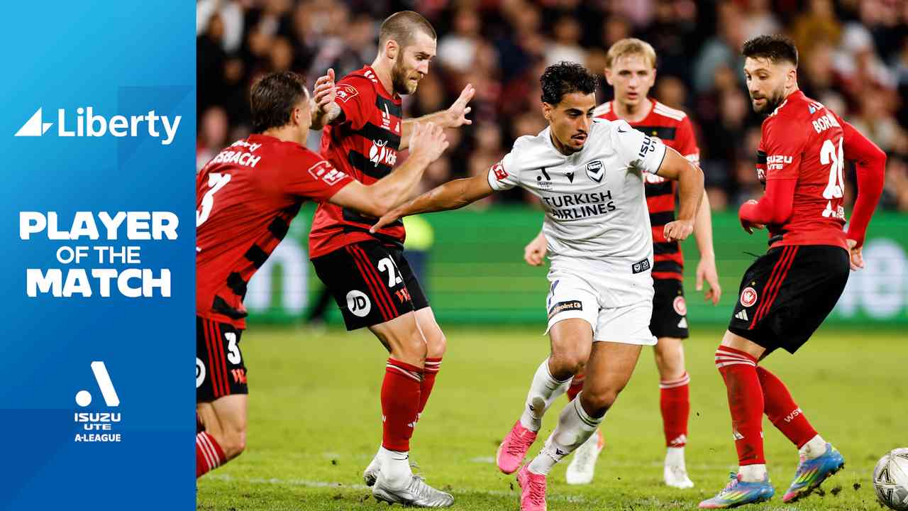 Melbourne Victory Triumphs Over Wanderers in A-League