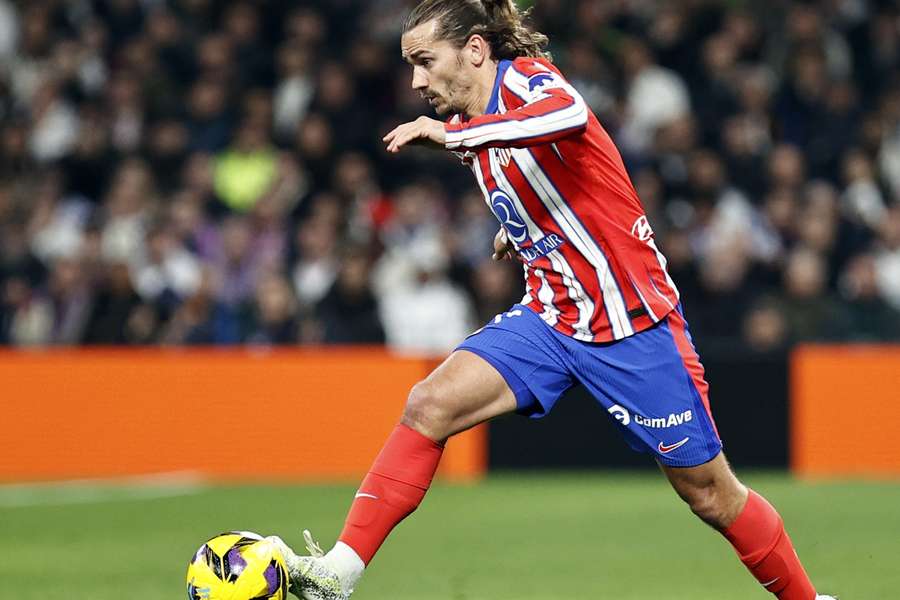Atlético vence Osasuna com Griezmann em grande forma