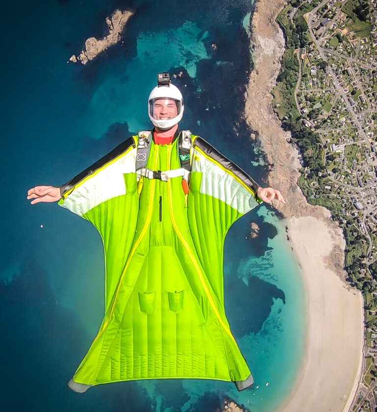 Championnat de France : Max Diebold en tête du Wingsuit
