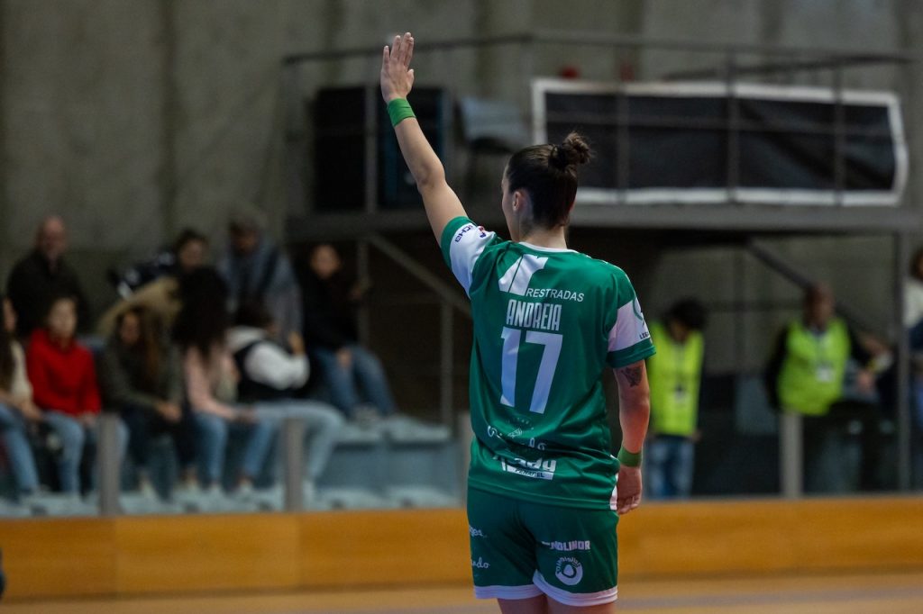 Águias de Santa Marta e Sporting CP em dia de derrotas