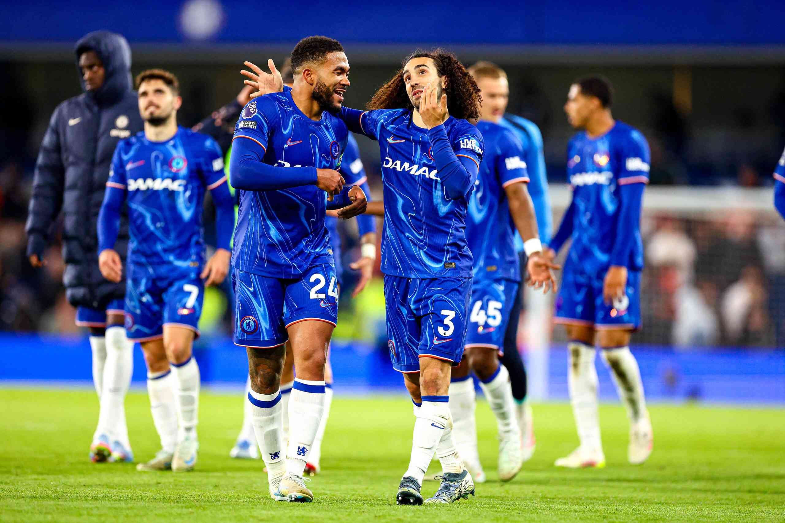 Chelsea`s Narrow Win Keeps Champions League Hopes Alive