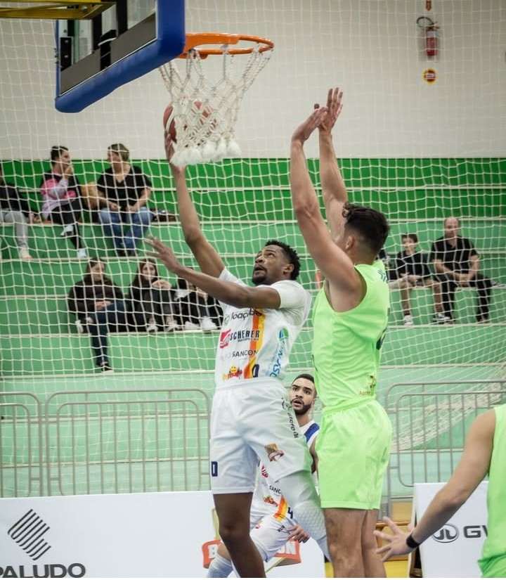 Brusque Basquete brilha com vitória sobre Joaçaba