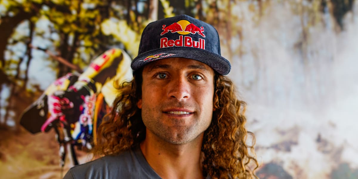 Sebastián Álvarez bricht Wingsuit-Weltrekord!