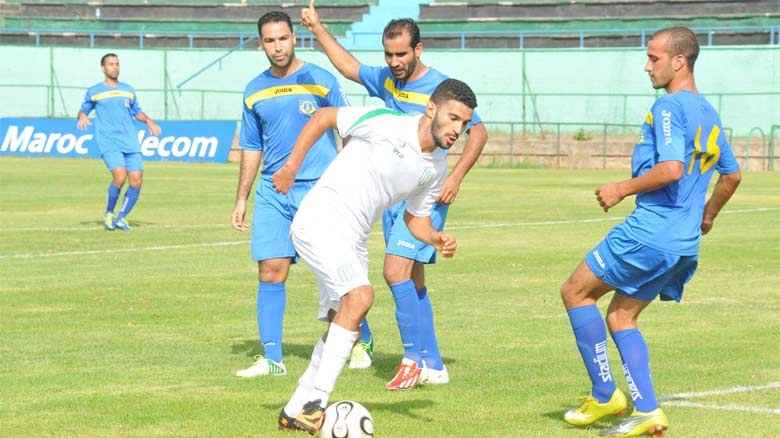 Racing de Casablanca s`impose face à Chabab Atlas