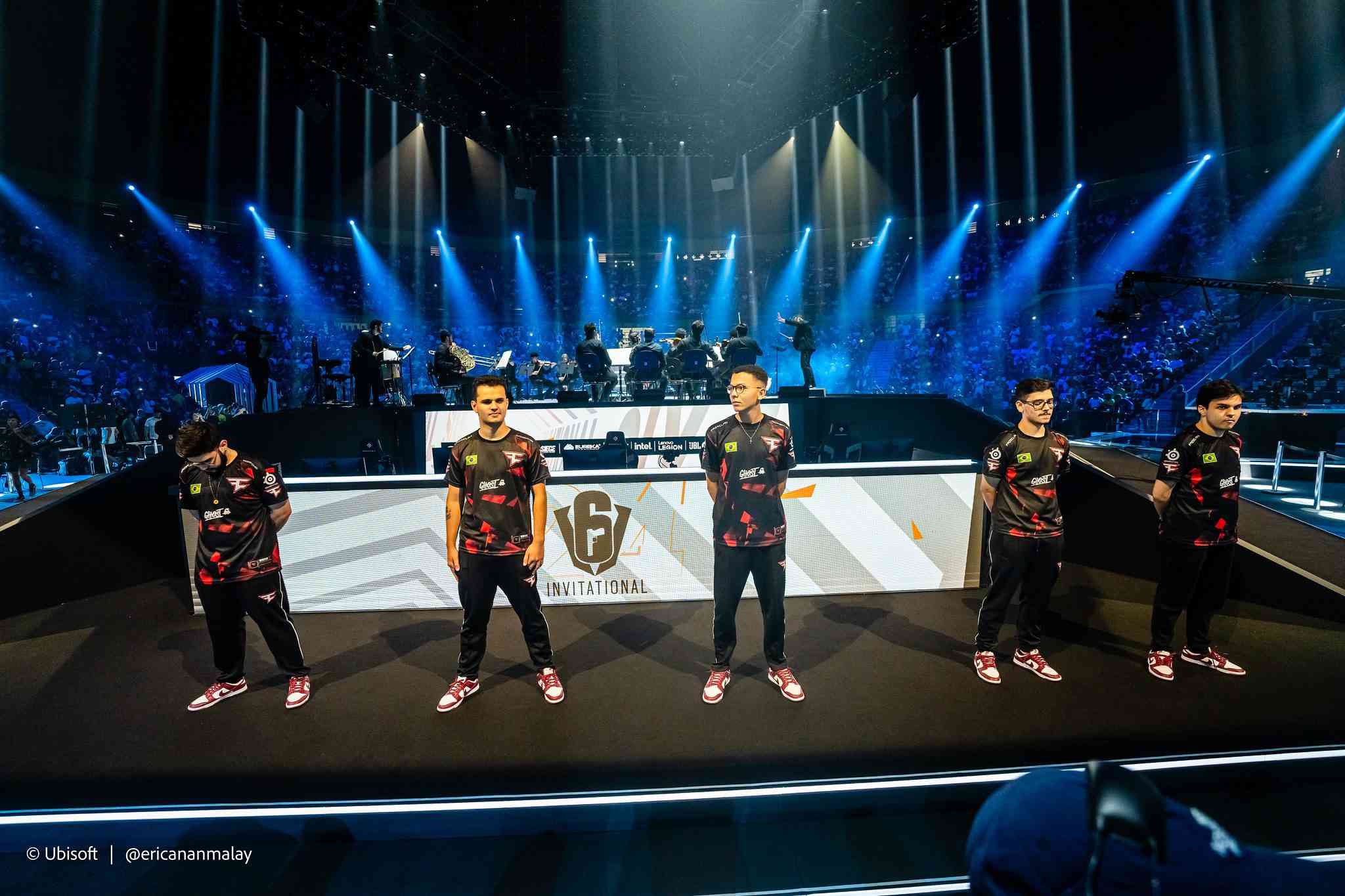 FURIA brilha e conquista título no R6 Reload