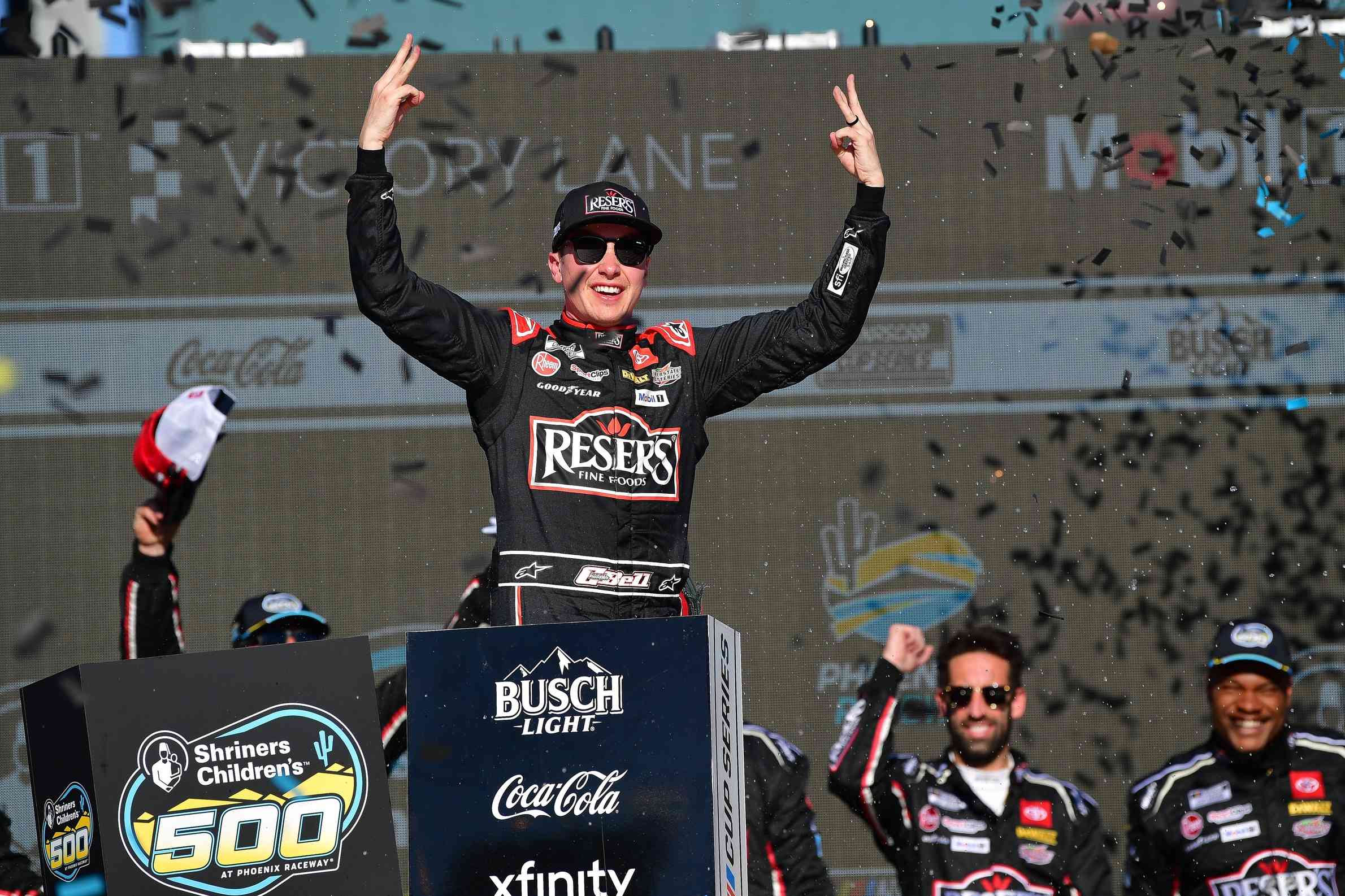 Bell triomphe à l`All-Star Race de NASCAR