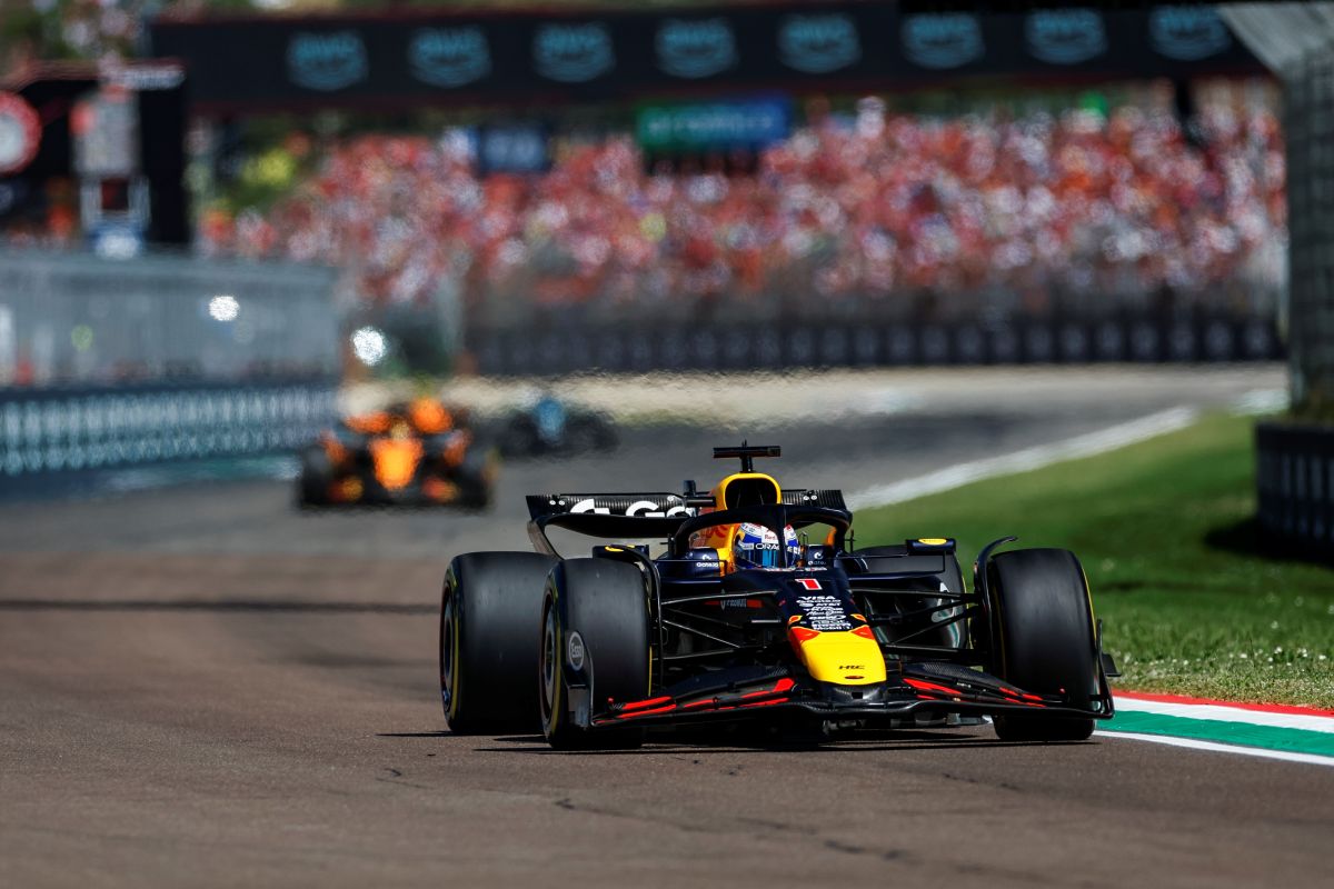 Verstappen trionfa a Imola, ma è addio emozionale