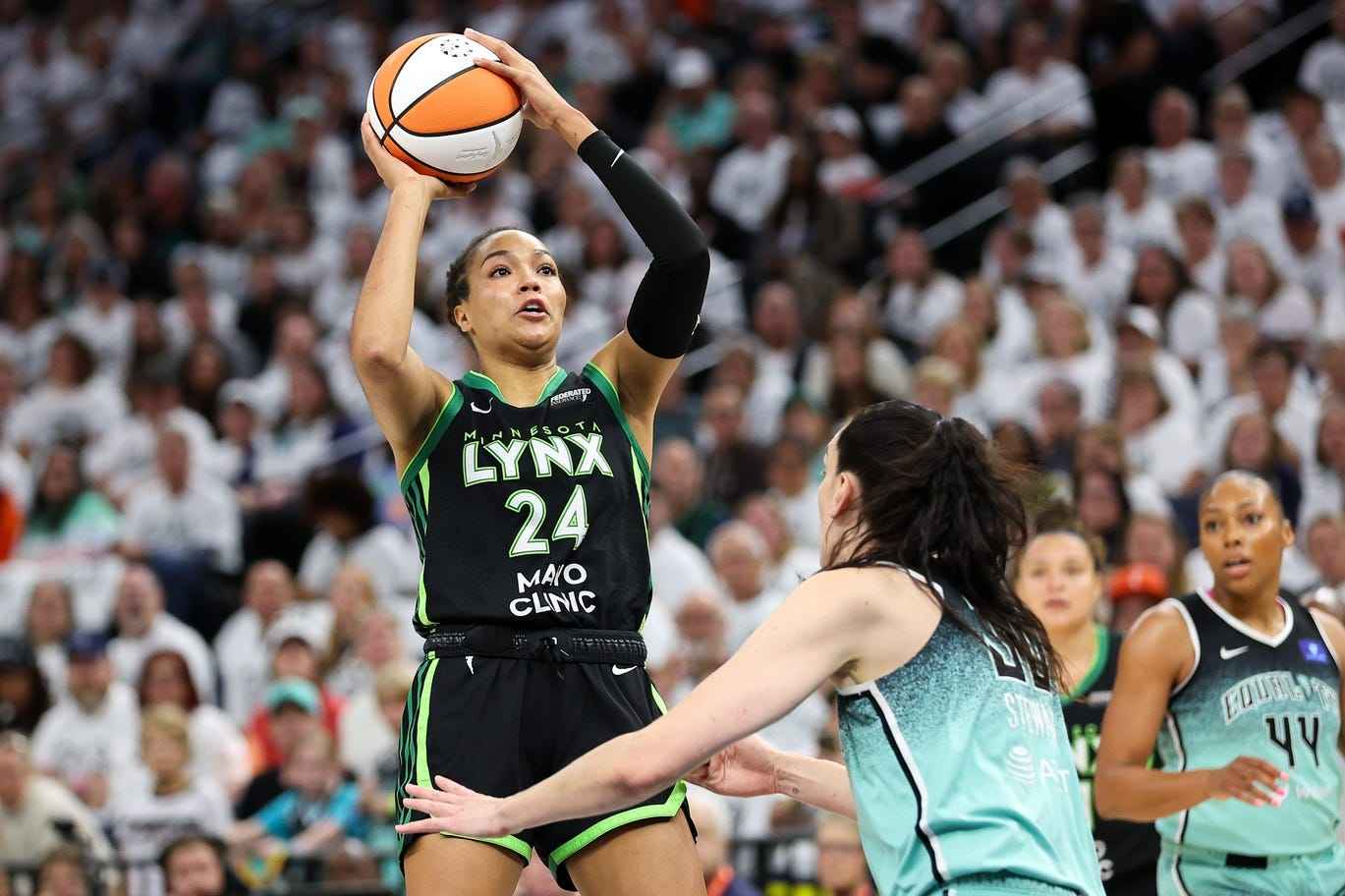 Lynx Roar with Collier`s Brilliance in WNBA Opener