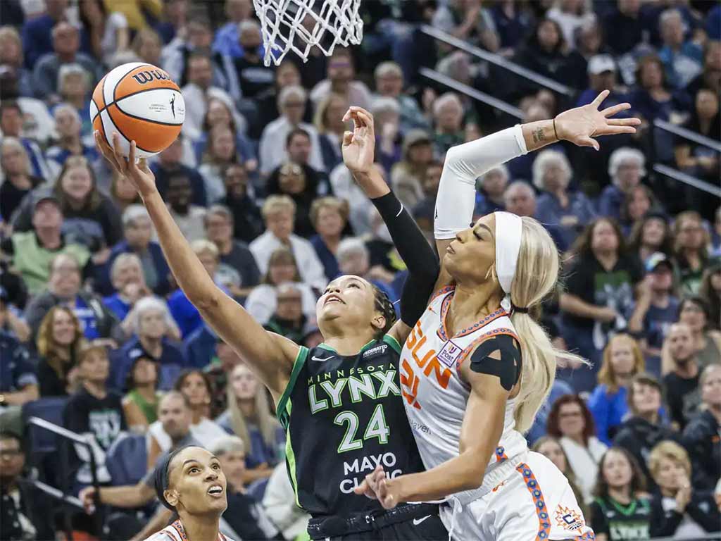 Lynx brilla con Collier y Aces caen ante Liberty