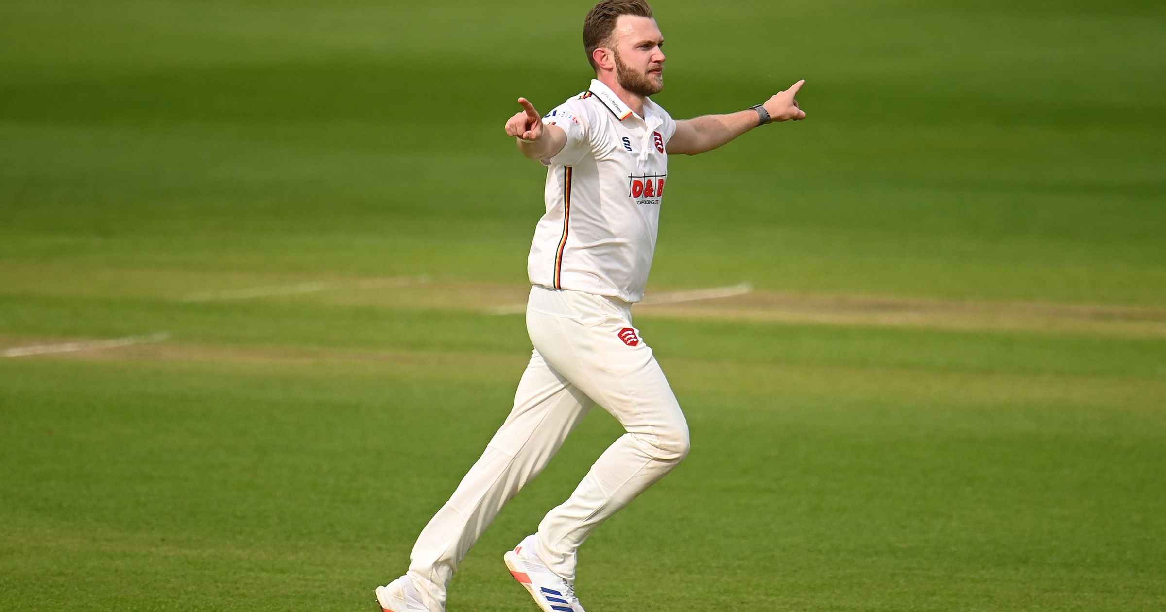 Cook`s Debut Sparks Excitement for England vs Zimbabwe Test
