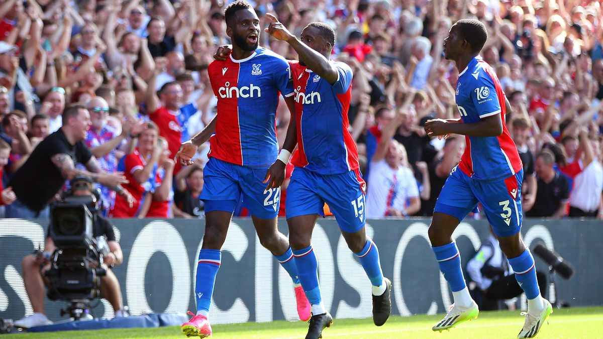 Crystal Palace Thrills Fans with 3-1 Victory Over Wolves