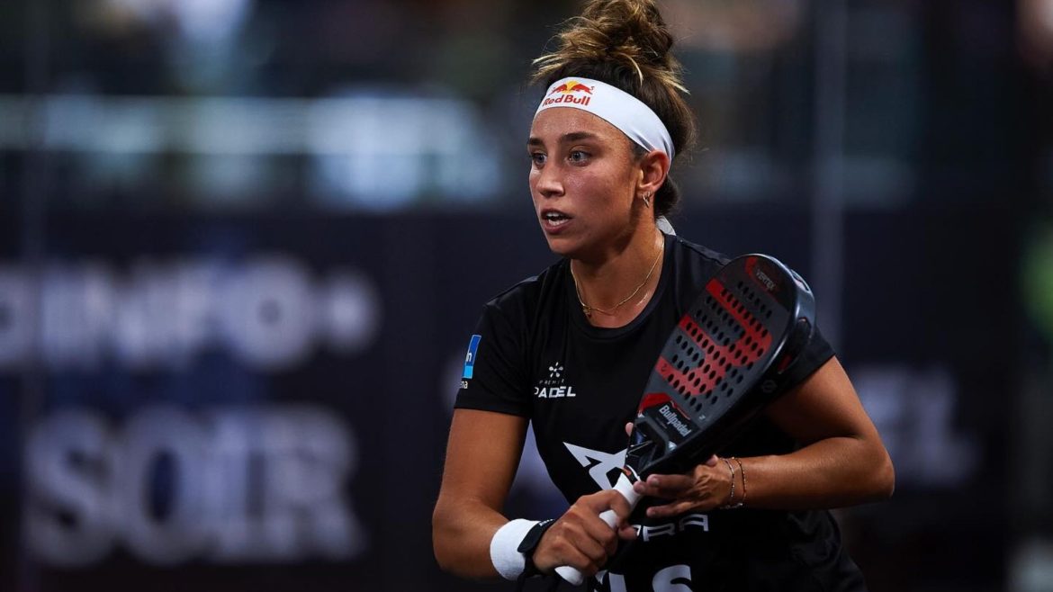 Bea González Shines in International Padel Spotlight