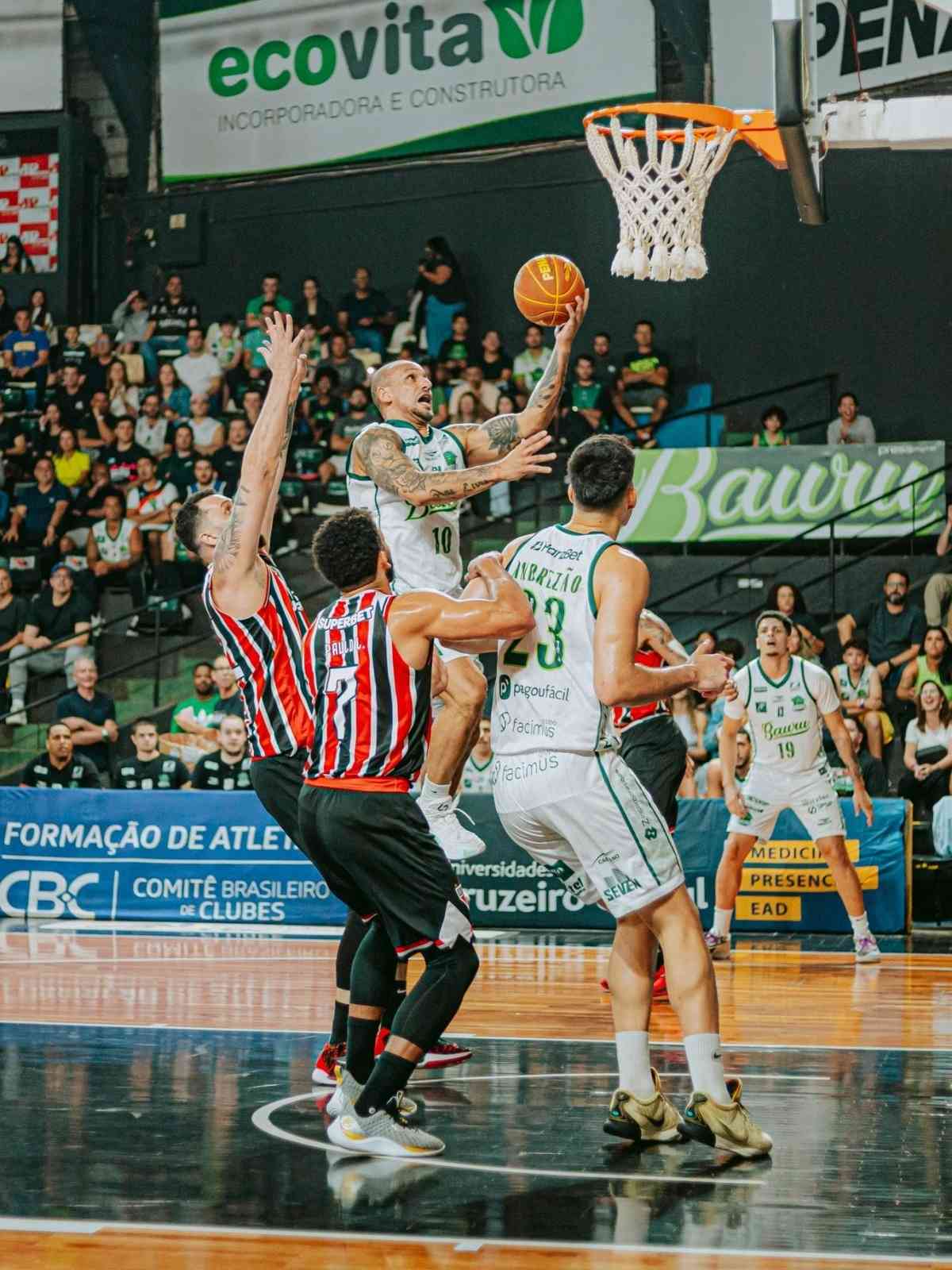 KTO Minas e Bauru Basket brilham nas semifinais do NBB
