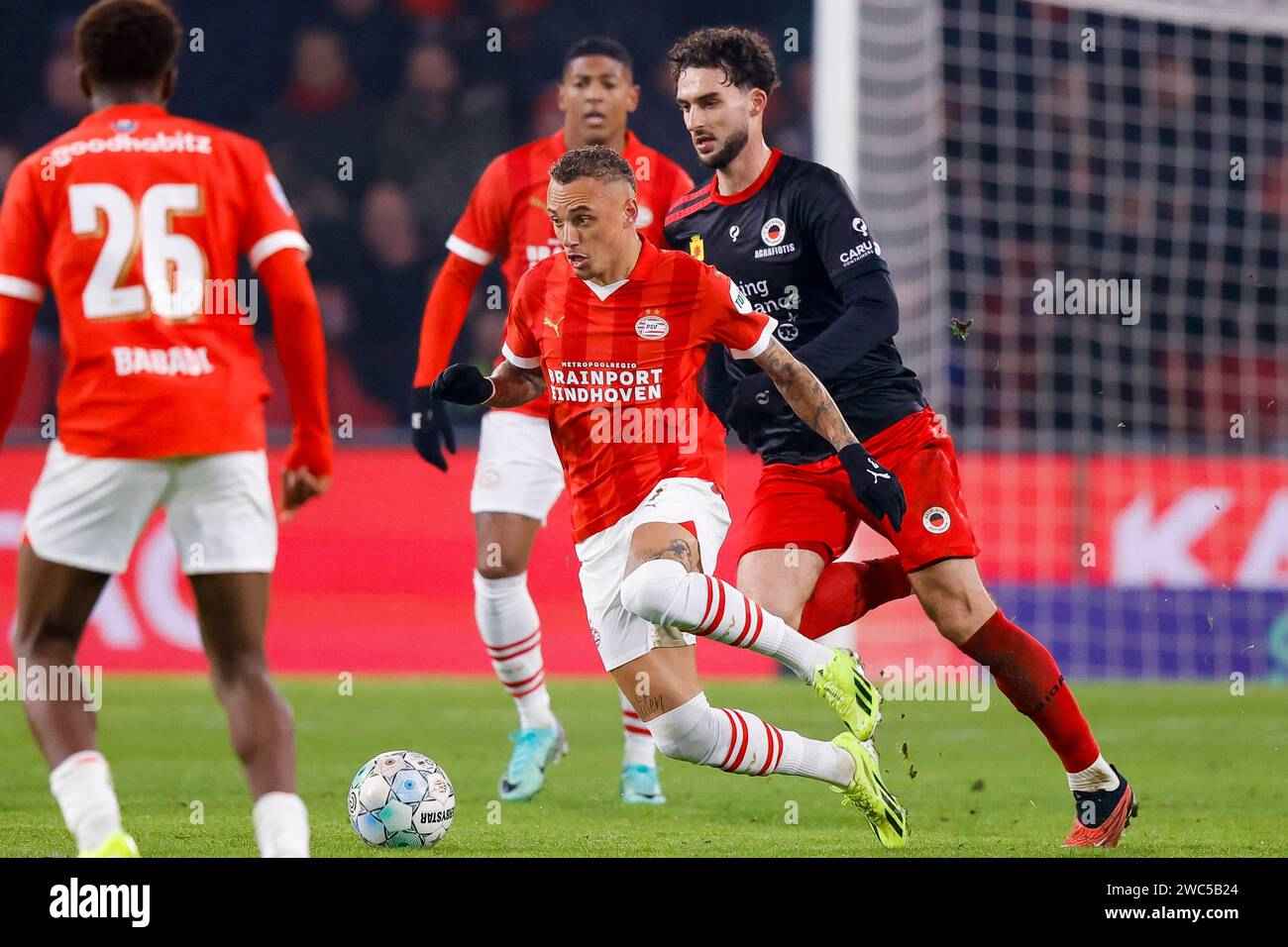 PSV`s Noa Lang schittert in spannende Eredivisie-play-offs