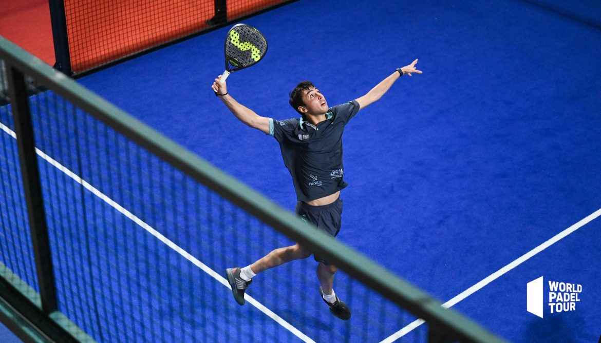 Diestro-Esbri and Carburger Shock in Padel Semifinals