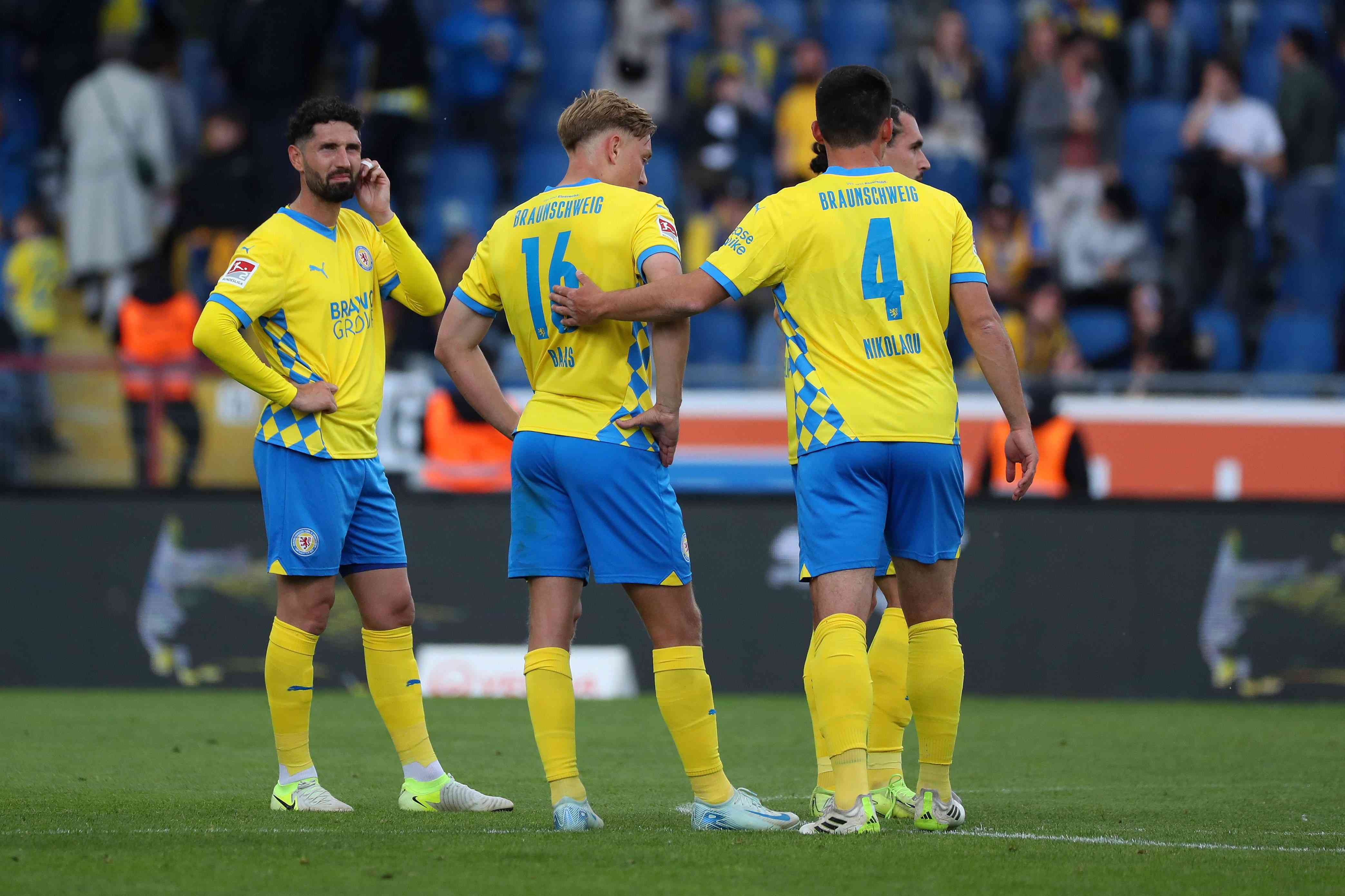 Eintracht Braunschweig auf Aufstiegskurs in der Relegation