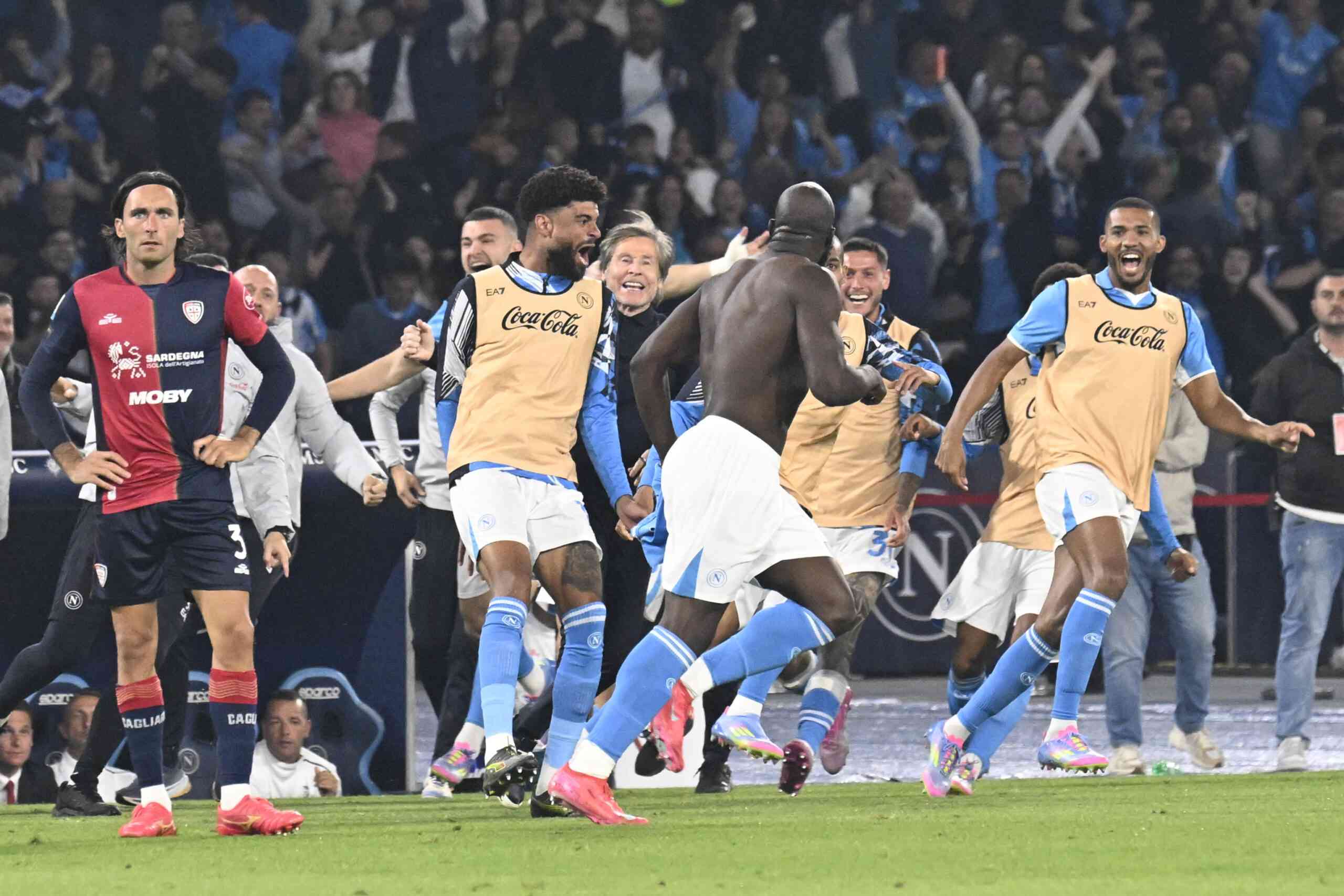 Napoli trionfa: scudetto e gol di Lukaku e McTominay