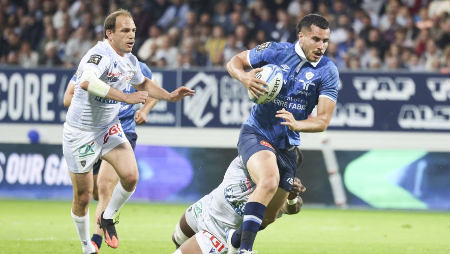 Castres triomphe face à Clermont au Top 14
