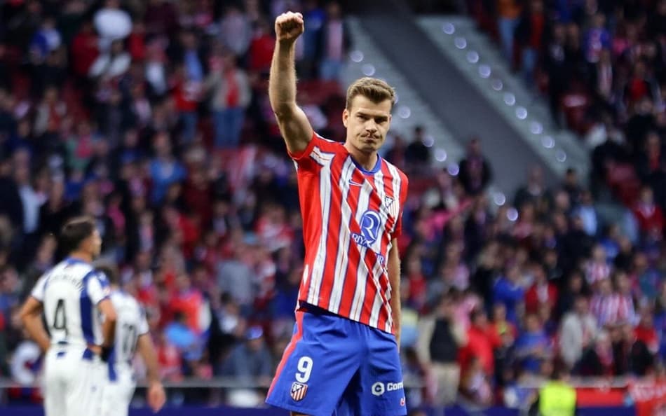 Atlético Madrid brilha com hat-trick de Sørloth