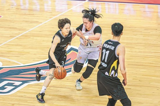 广东实验中学男篮首夺全国冠军，清华女篮连冠