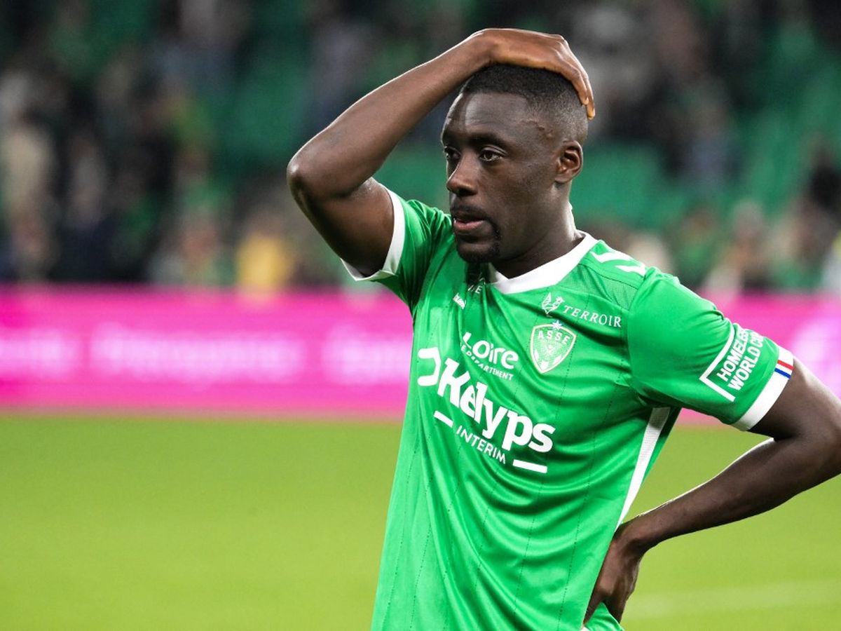 AS Saint-Étienne: Relégation et rumeurs de mercato