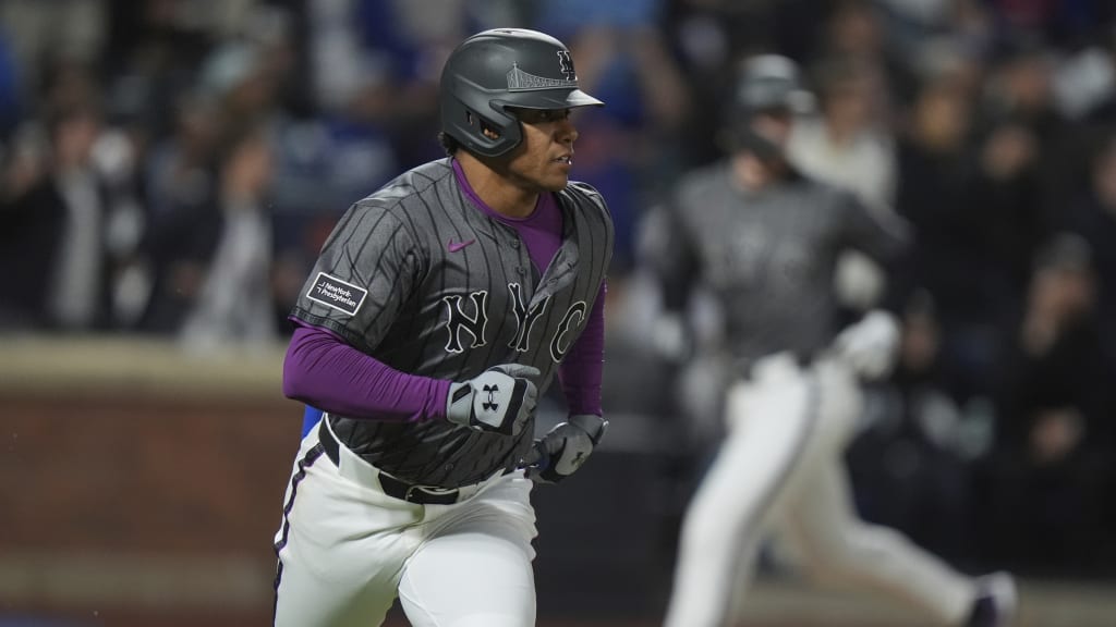 Mets Rise to Power with Soto`s Key Double Against Dodgers