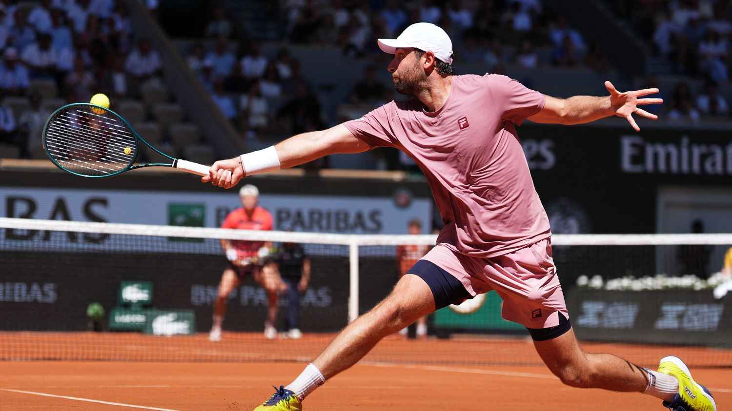 Rune triomphe après un combat épique contre Halys