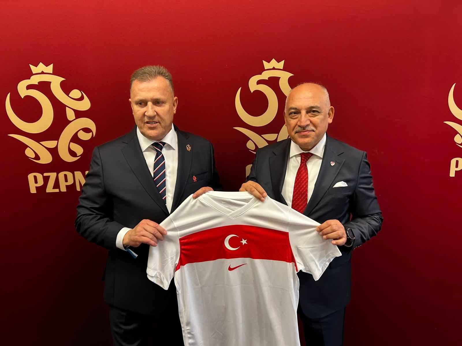 Mehmet Yılmaz`ın Parladığı İstanbul`da Kritik Zafer!