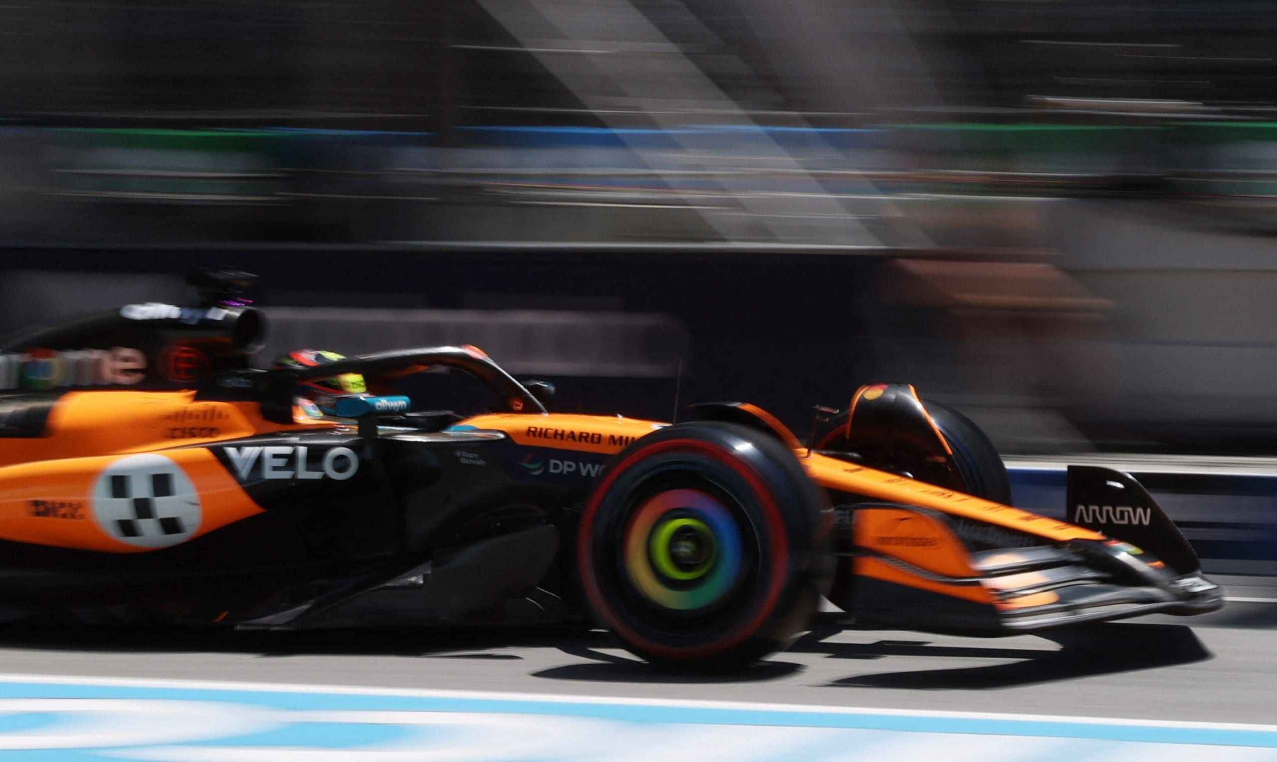 Piastri y Norris dominan en el GP de España de F1 2025