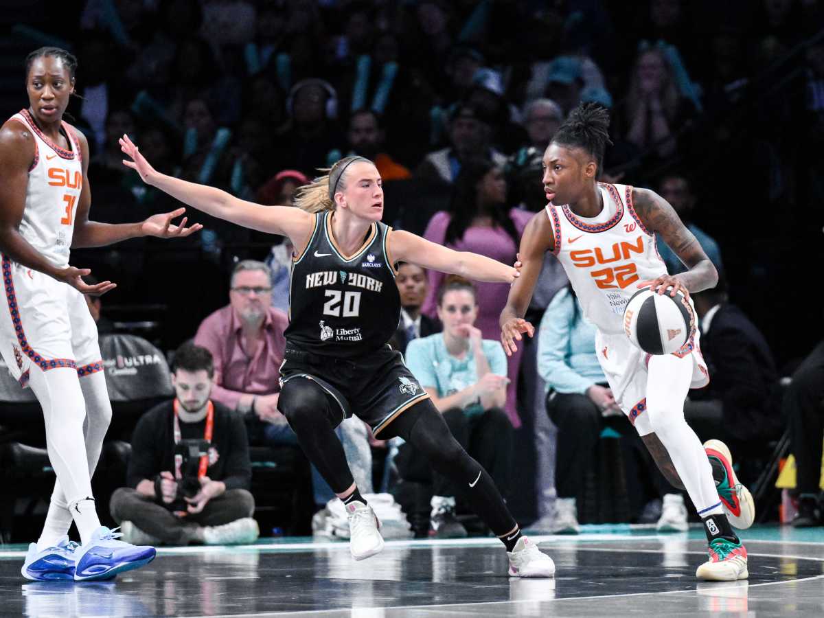 Liberty`s Historic Victory: Ionescu Shines in 100-52 Blowout