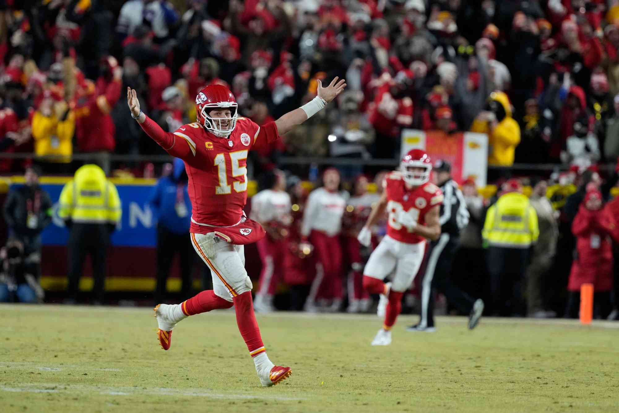 Chiefs Edge Bills to Super Bowl Glory