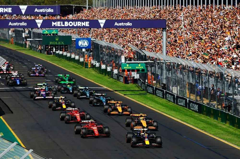 Silence sur le circuit et le terrain en Inde