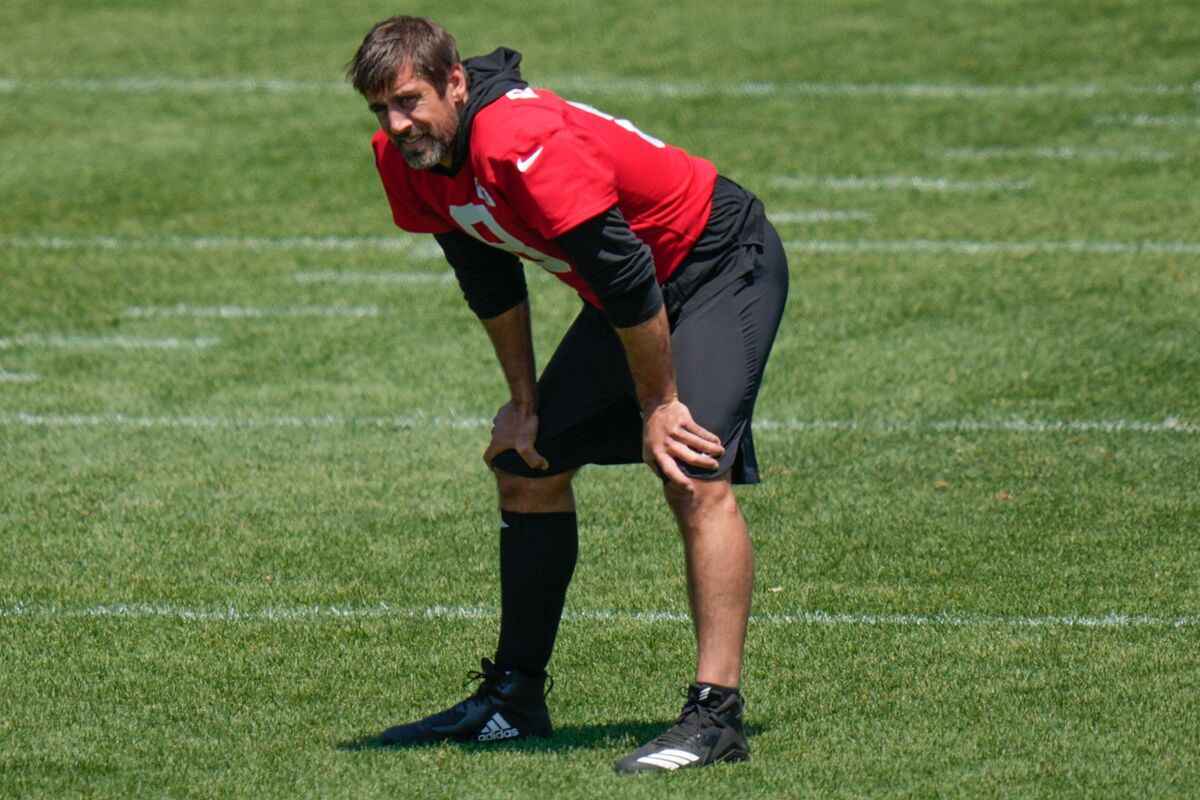 Rodgers Sparks Steelers` Quarterback Revolution