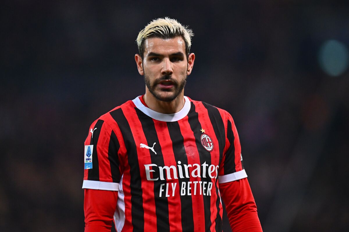 Milan apre a Theo Hernandez, mercato in fermento