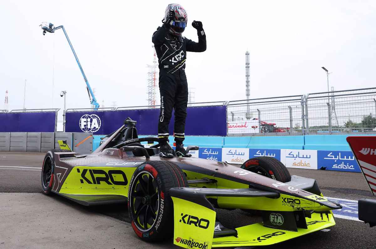 Mahindra torna sul podio all`E-Prix di Jakarta