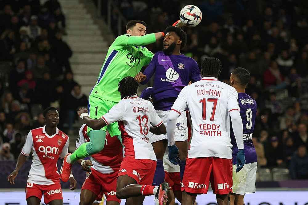 Toulouse s`impose face à Monaco avec un doublé explosif