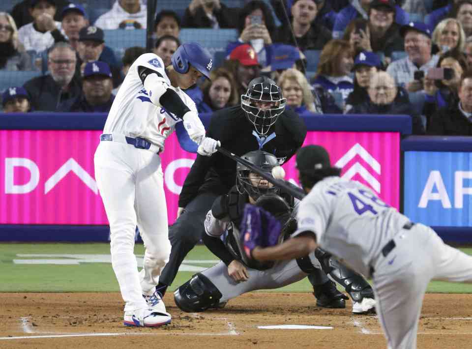 Dodgers vs Rockies: Ohtani and Goodman in Spotlight
