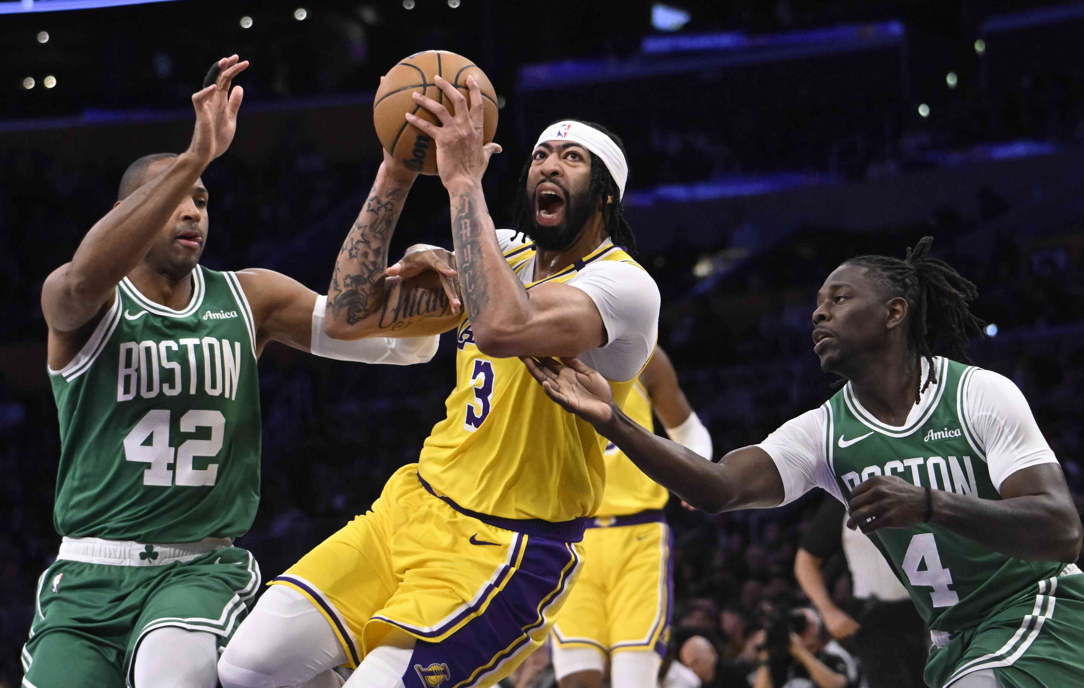 Lakers Crush Celtics in Dominant 74-51 Victory
