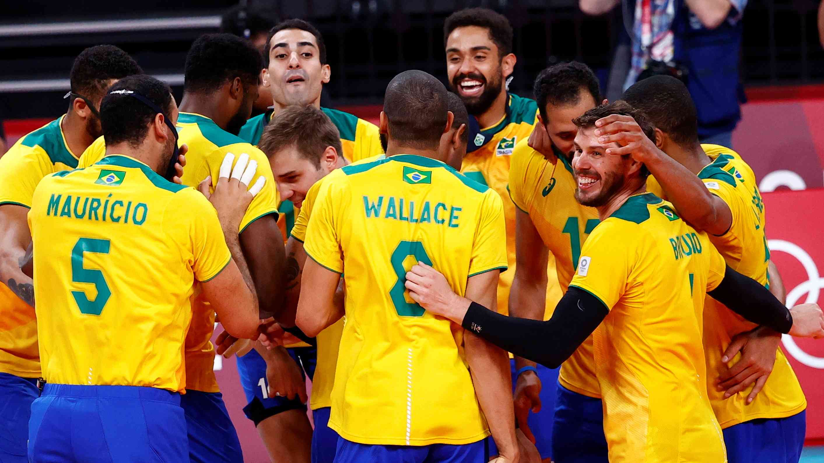Lucas Ruivo renova e JF Vôlei volta à elite do vôlei
