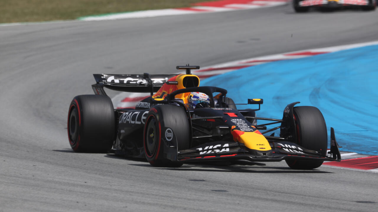 Verstappen triomphe au Grand Prix, McLaren en embuscade