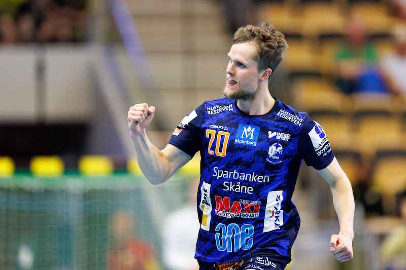 Emil Svensson lyser när IFK Kristianstad vinner
