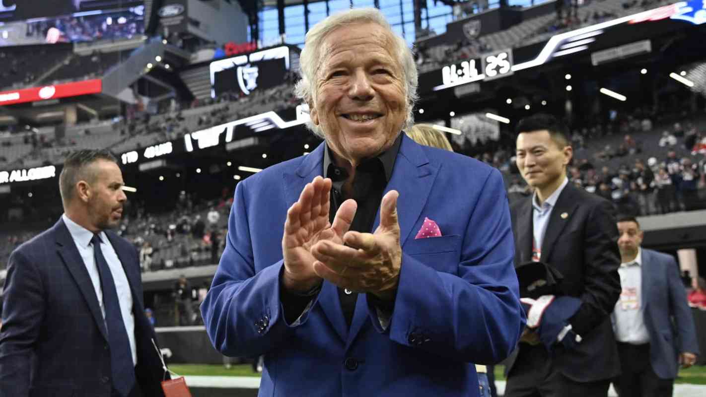 Patriots` Kraft Eyes Playoff Return with New Coach