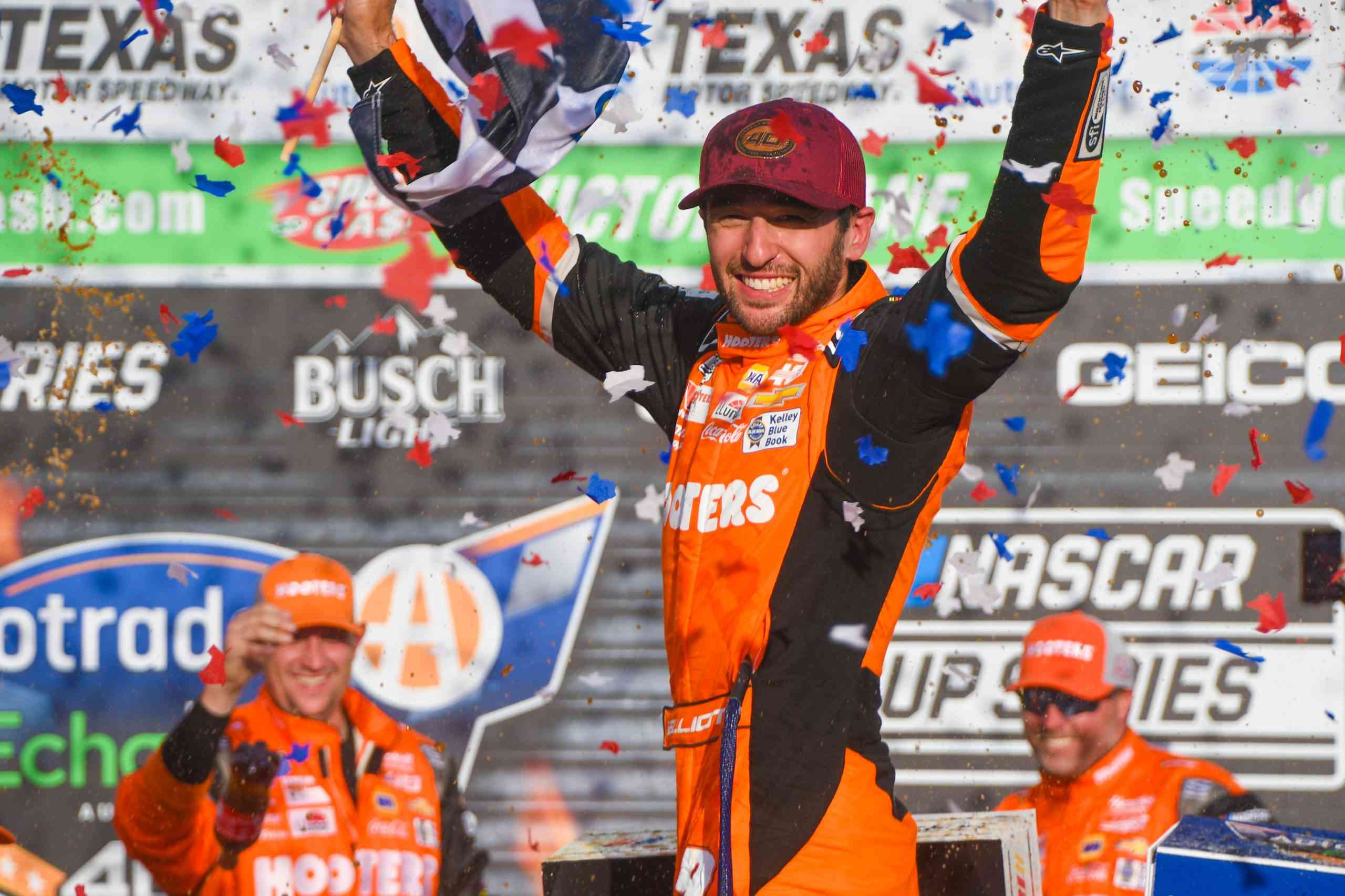 Chase Elliott Ends Winless Streak at EchoPark Speedway
