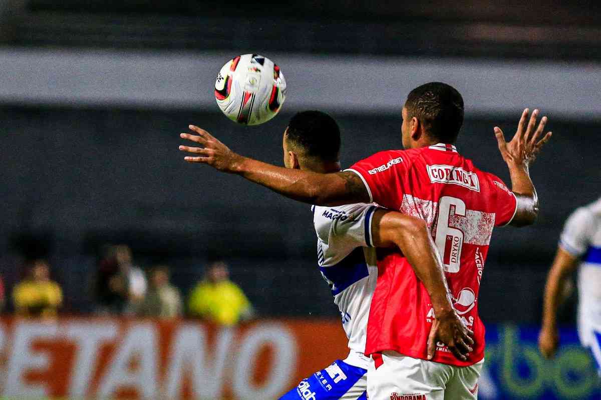 Atlético-GO busca recuperação contra CRB em Goiânia