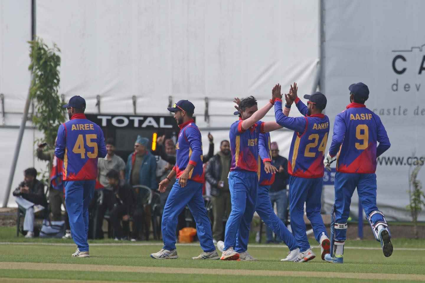 नेपालले नेदरल्यान्ड्सलाई २३७ रनको लक्ष्य दिएको खेल